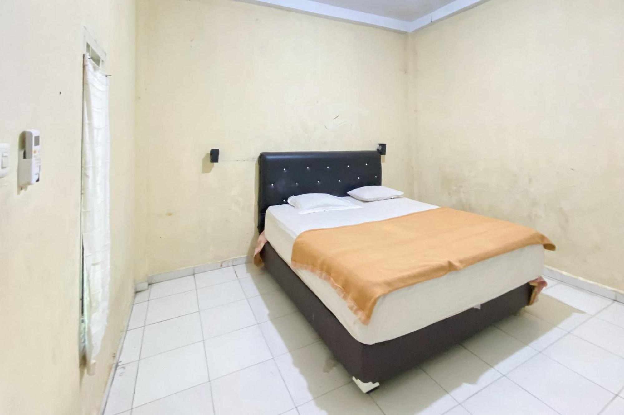 Hotel Pantai Panjang Bengkulu Redpartner Экстерьер фото