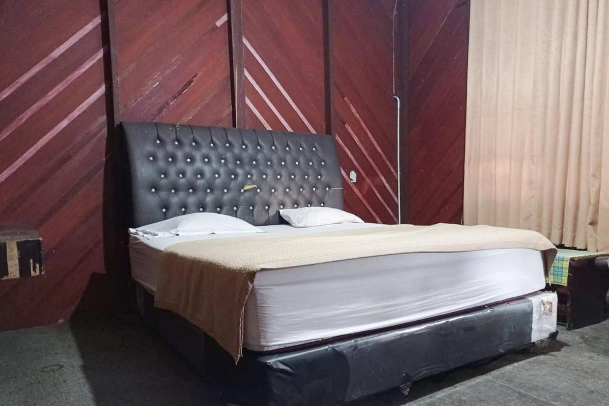 Hotel Pantai Panjang Bengkulu Redpartner Экстерьер фото