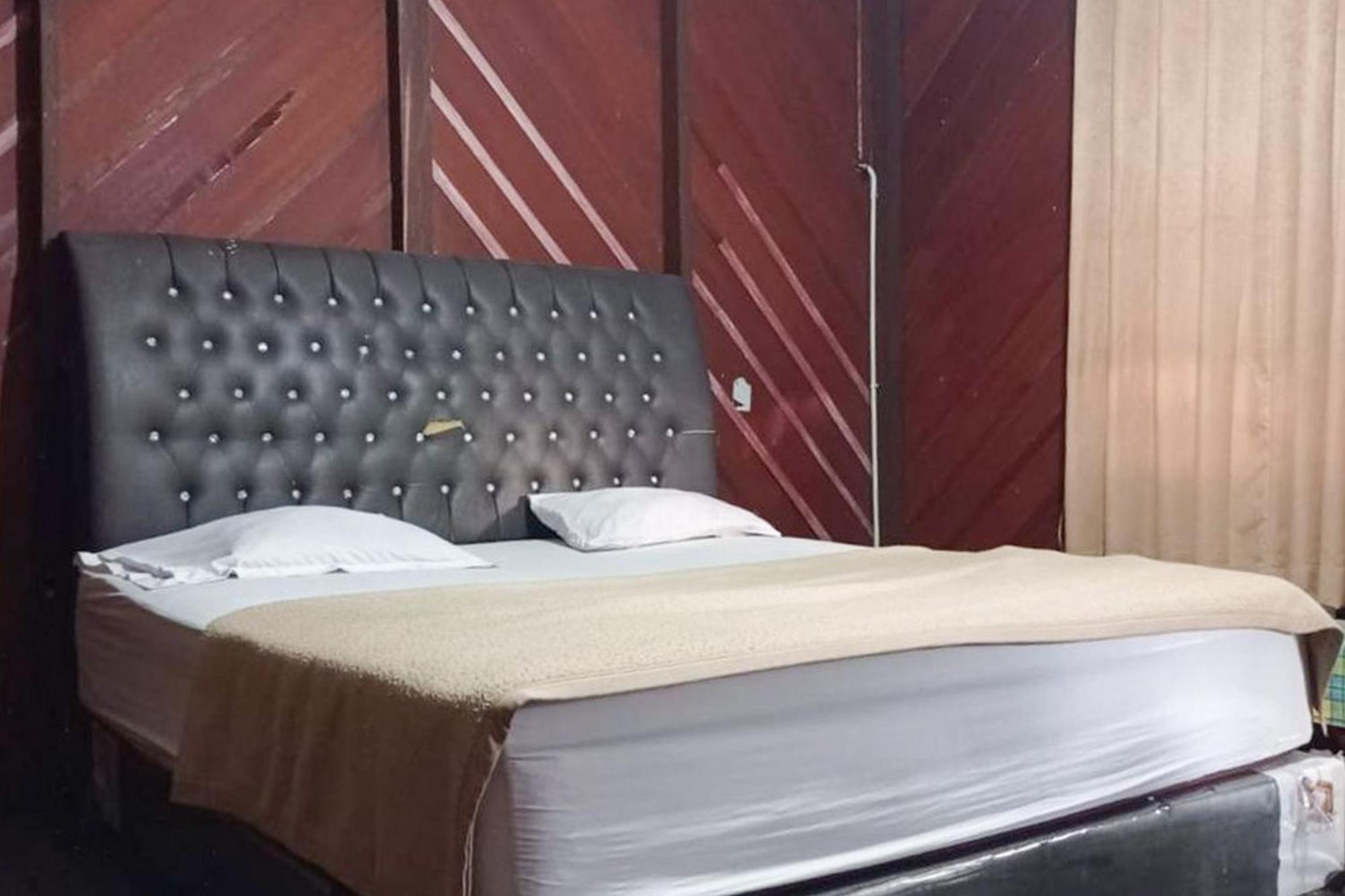 Hotel Pantai Panjang Bengkulu Redpartner Экстерьер фото
