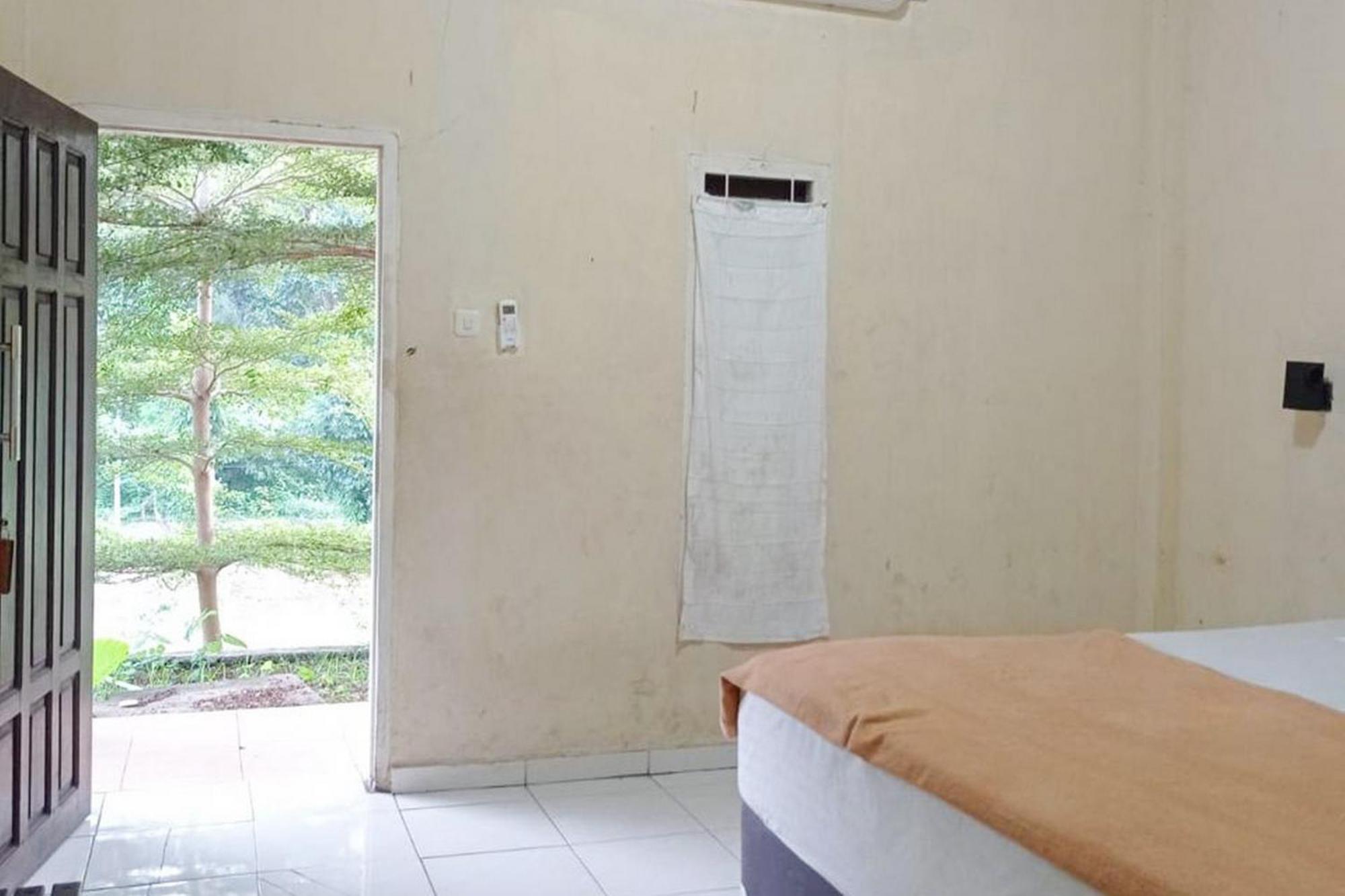 Hotel Pantai Panjang Bengkulu Redpartner Экстерьер фото