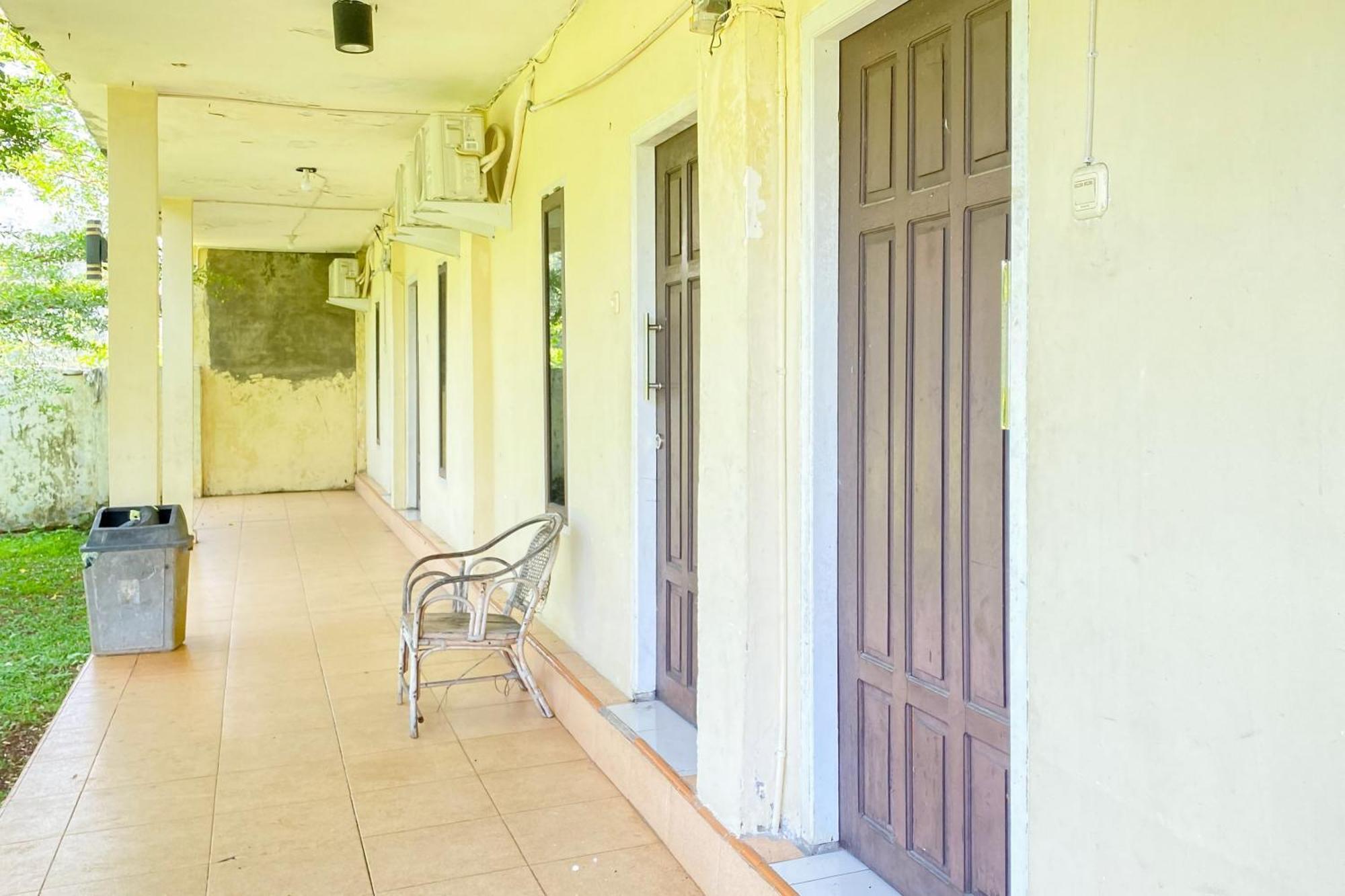 Hotel Pantai Panjang Bengkulu Redpartner Экстерьер фото
