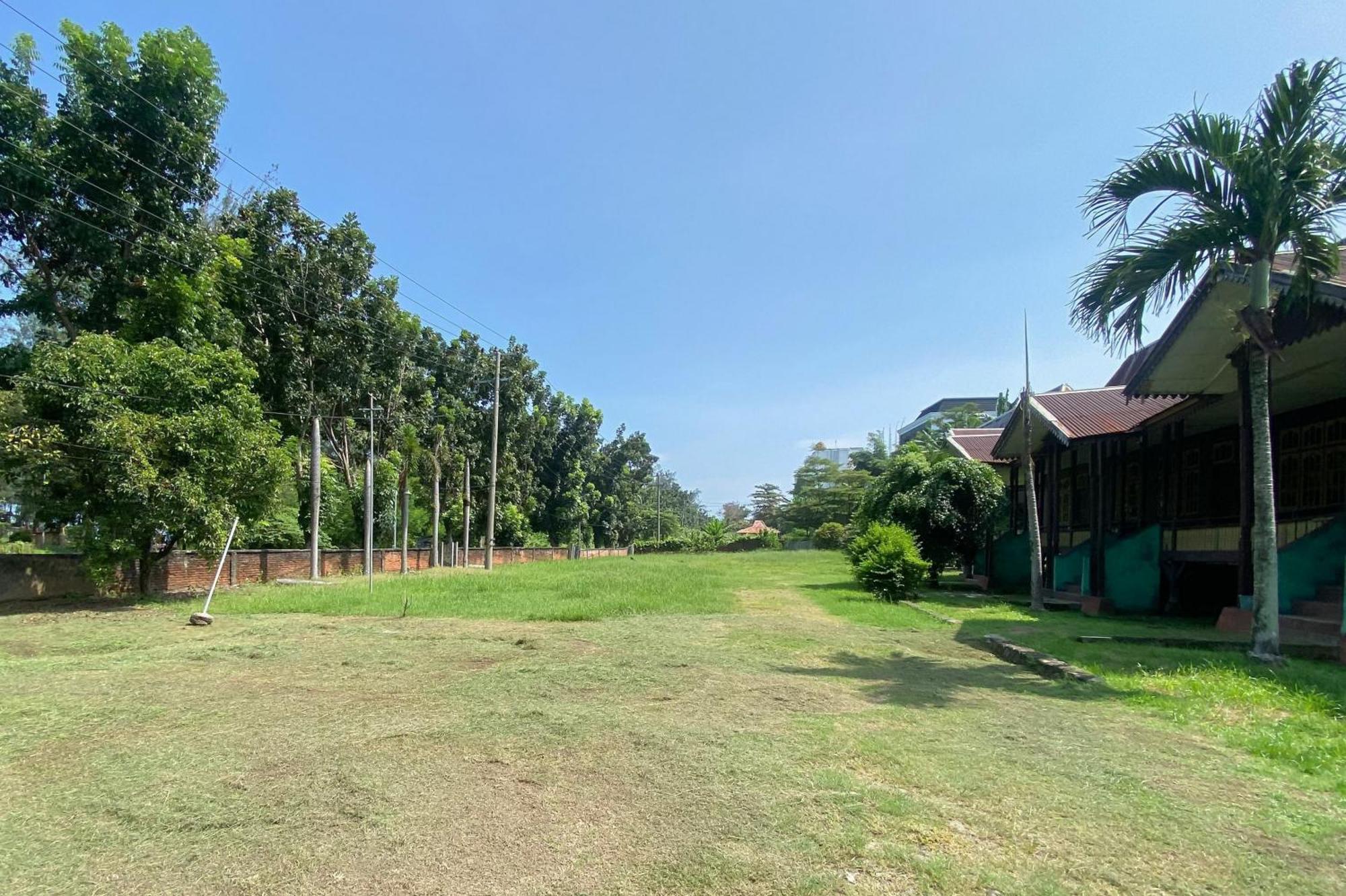 Hotel Pantai Panjang Bengkulu Redpartner Экстерьер фото